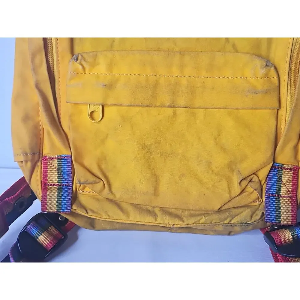 Fjällräven shows wear